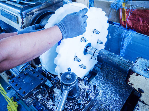 Technicien qualifié sur machine à usiner